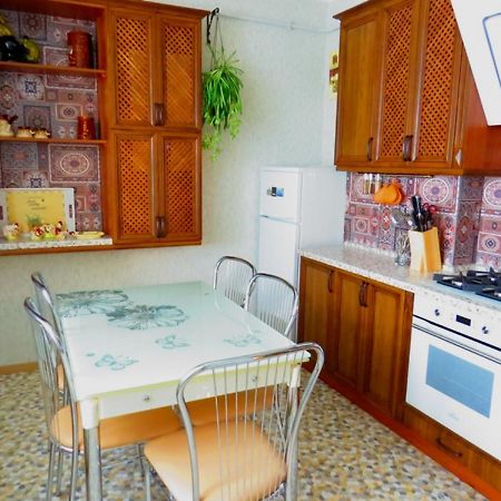 Apartment On Svobodu Ave Sumy Εξωτερικό φωτογραφία